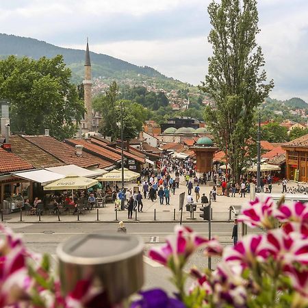 Pigeon Square Rooms Sarajevo Bagian luar foto