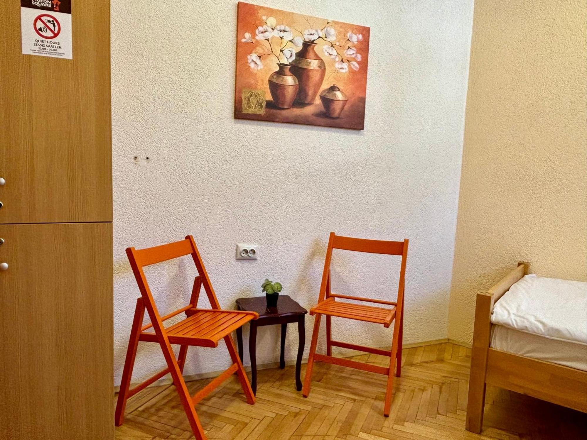 Pigeon Square Rooms Sarajevo Bagian luar foto