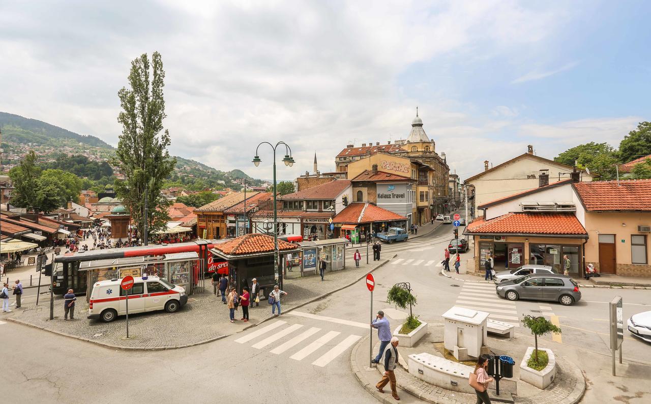 Pigeon Square Rooms Sarajevo Bagian luar foto