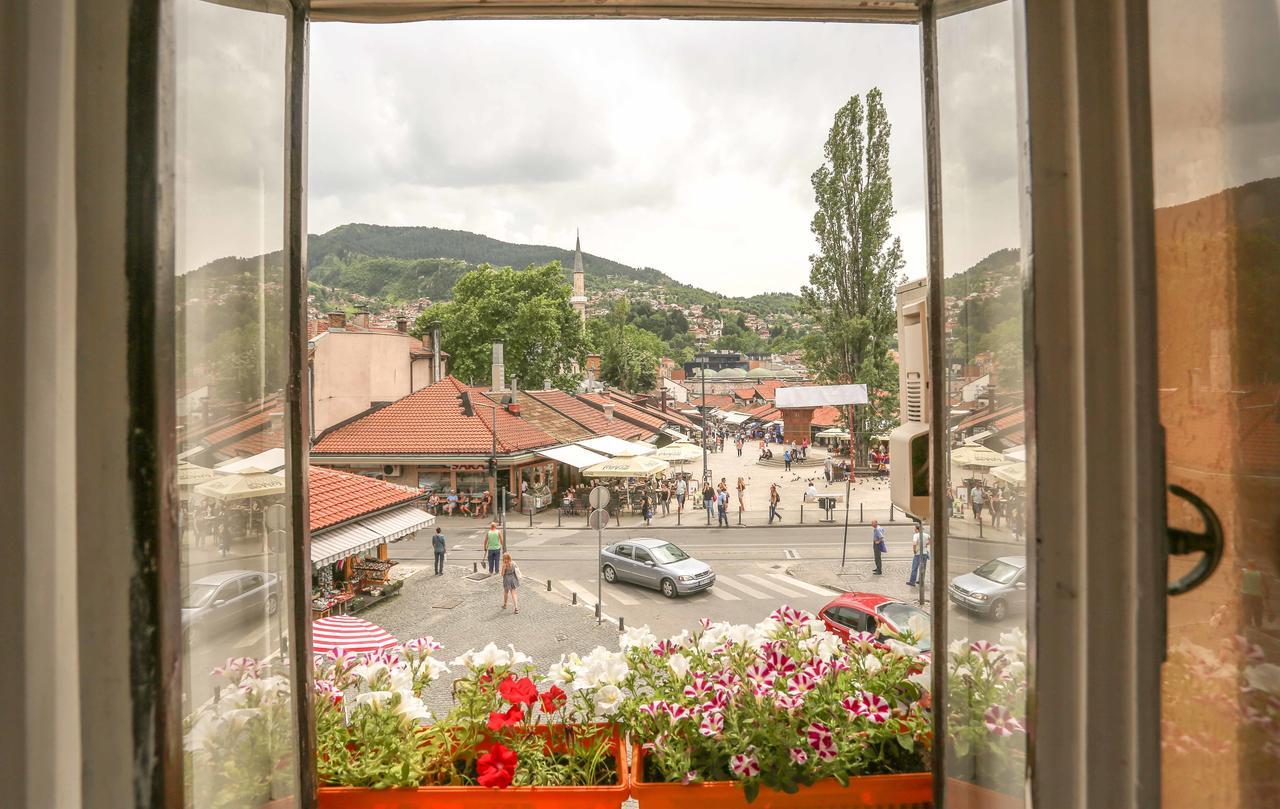 Pigeon Square Rooms Sarajevo Bagian luar foto